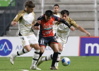 Coquimbo Unido cae en la ida ante Limache y buscará la remontada en el Sánchez Rumoroso